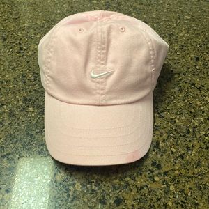 Pink Nike baseball cap